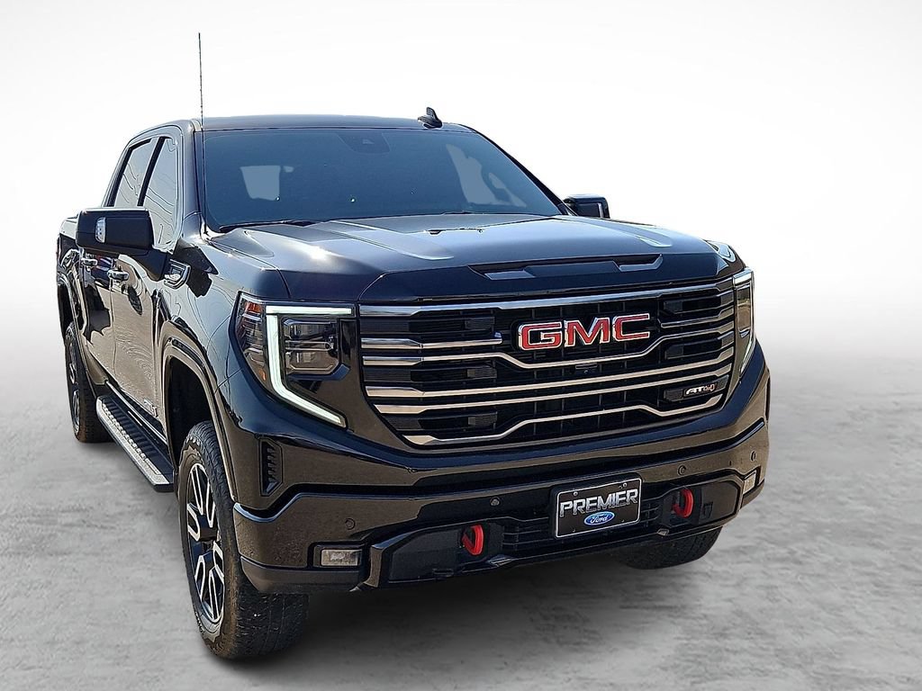 Used 2025 GMC Sierra 1500 AT4 w/ AT4 Premium Package AWD/4WD image 2