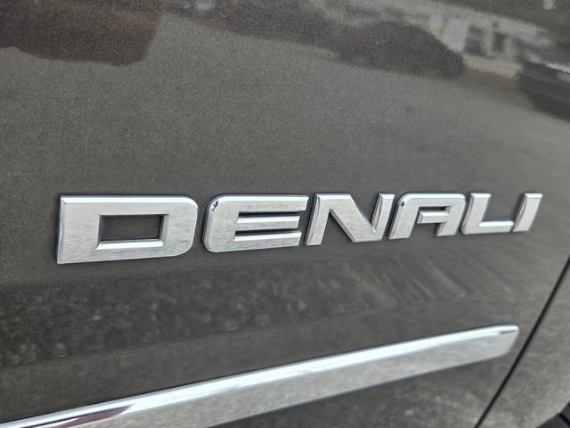 Used 2019 GMC Yukon XL Denali w/ Denali Ultimate Package image 17
