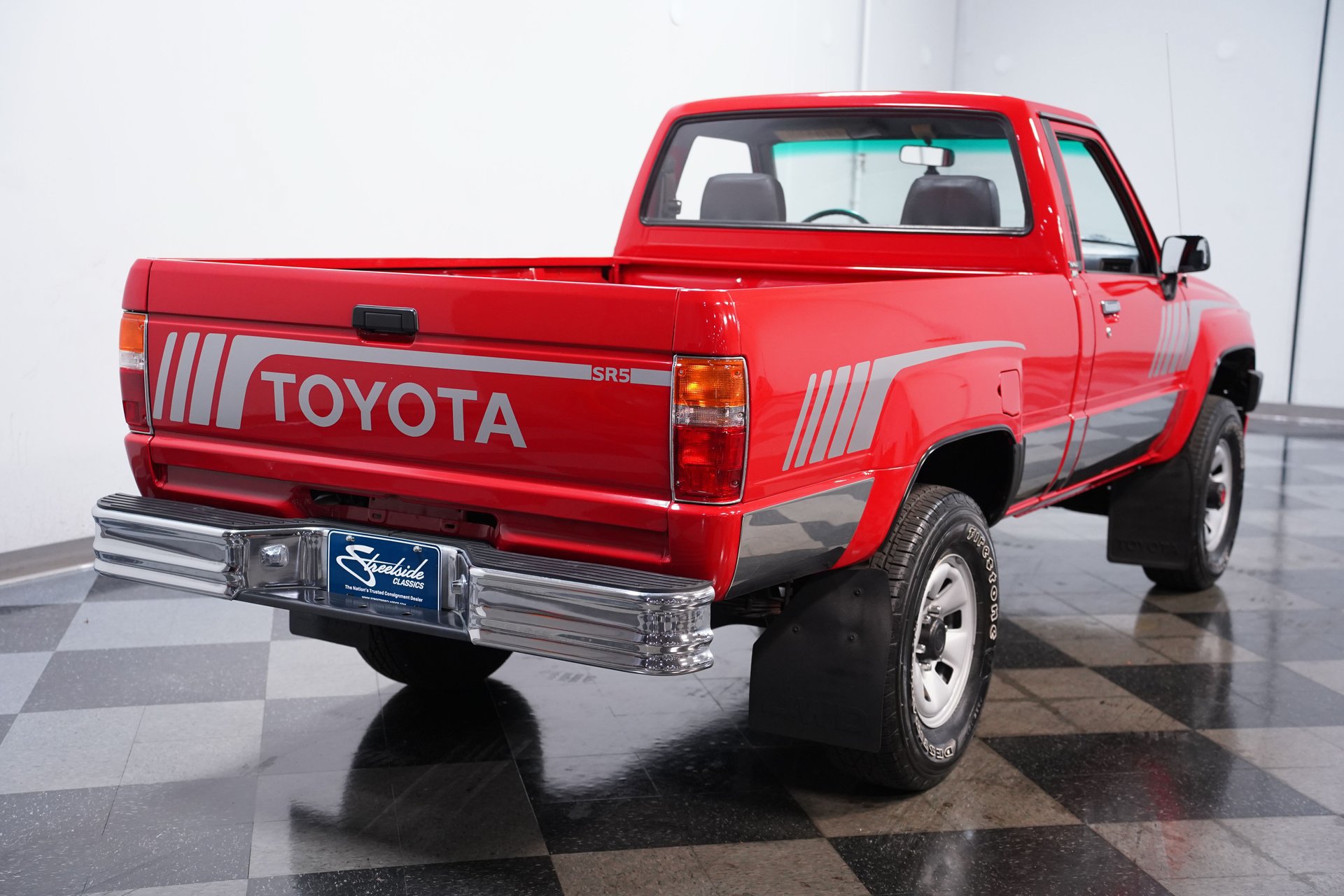 Used 1988 Toyota Pickup 4x4 Regular Cab image 11