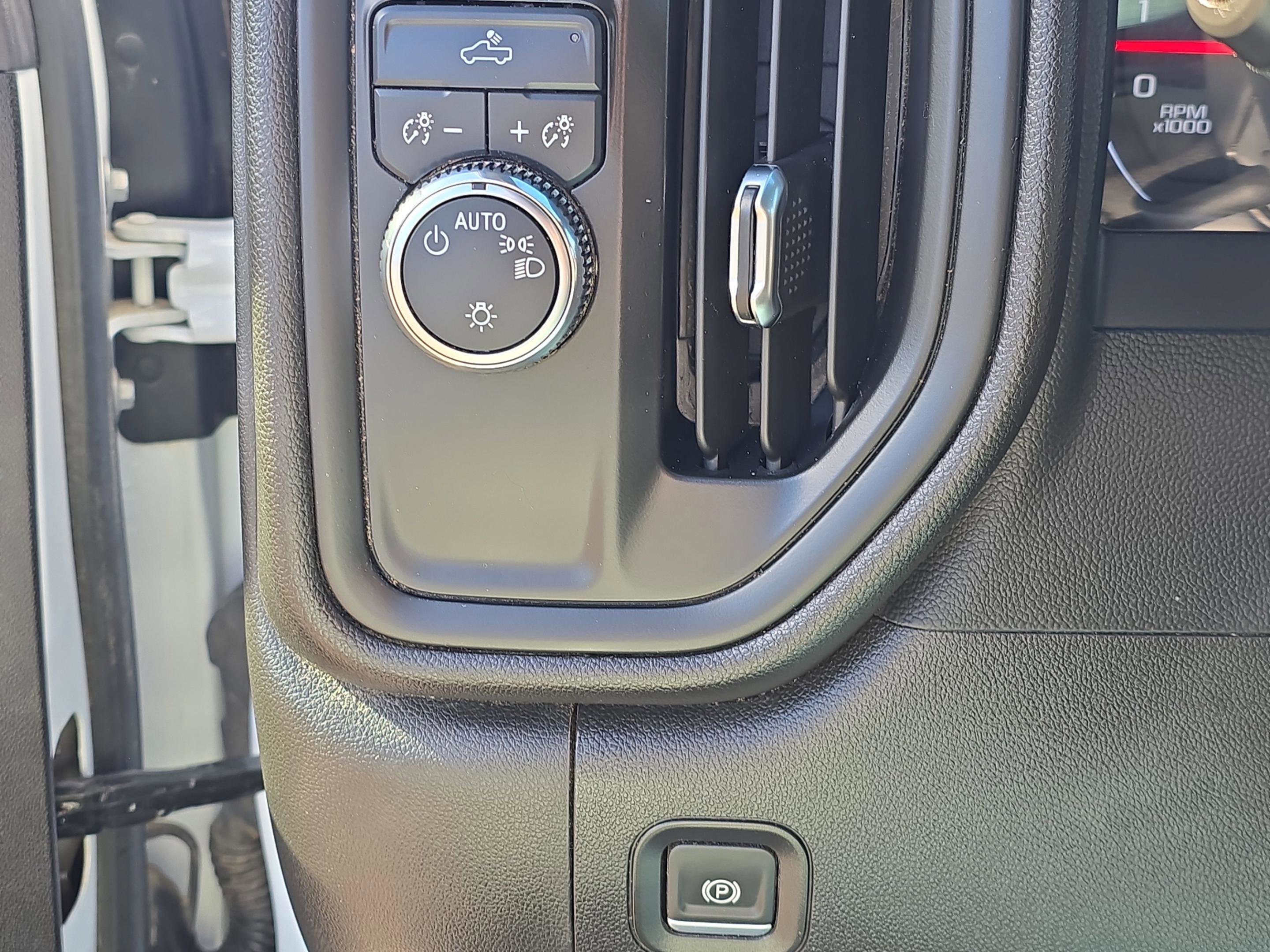 Used 2024 GMC Sierra 2500 Pro image 19