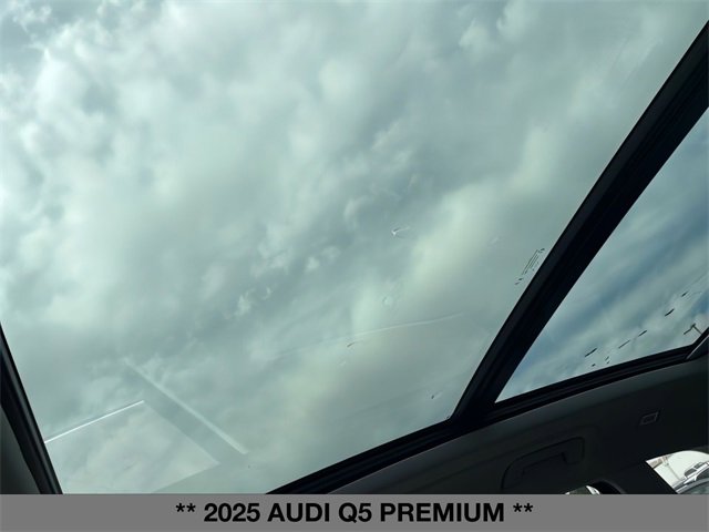 New 2025 Audi Q5 Premium image 30