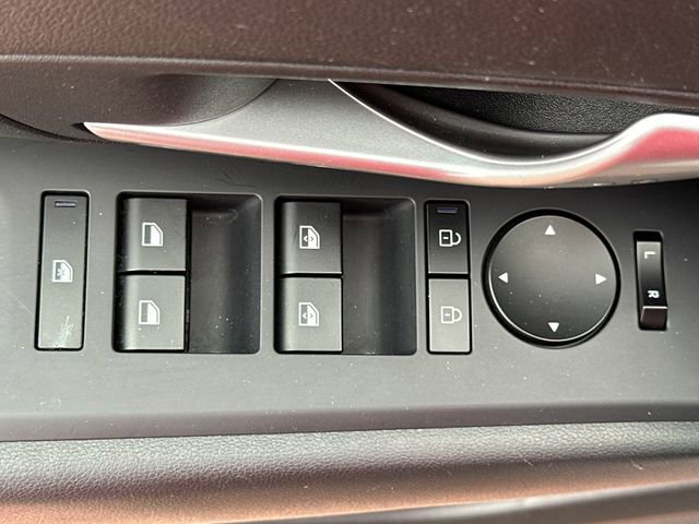 Used 2025 Hyundai Tucson SEL image 12