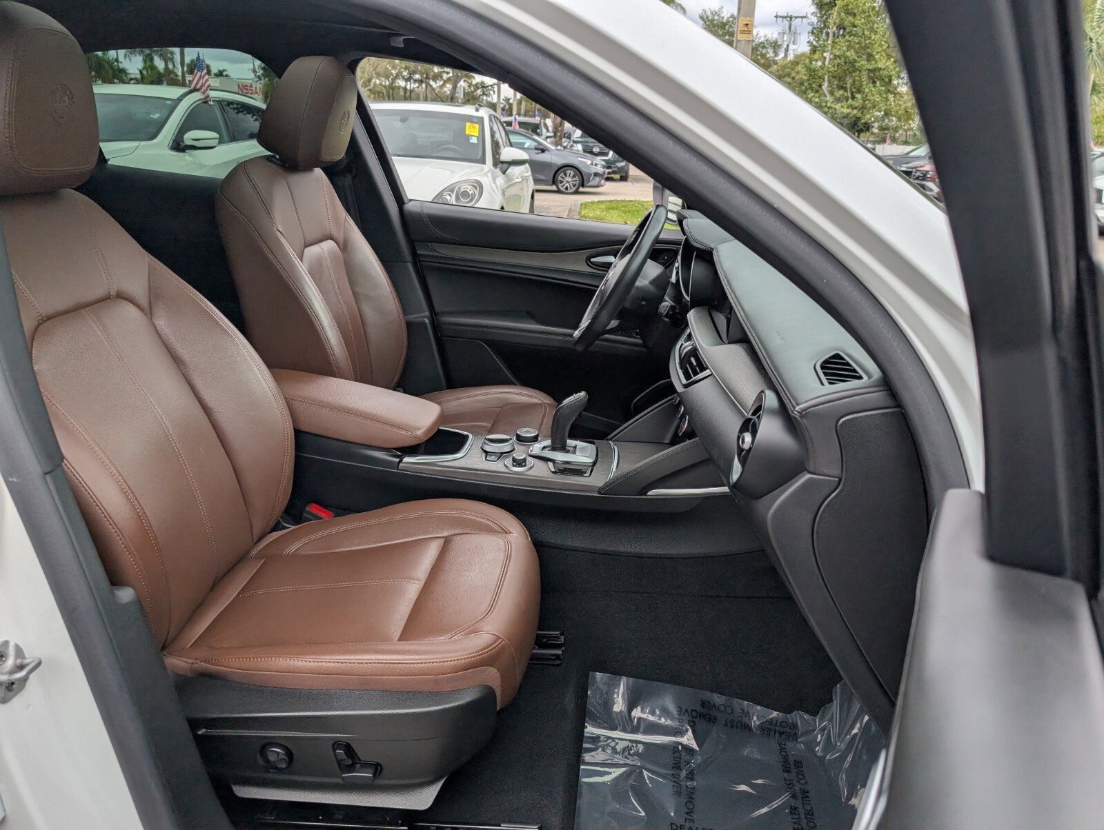 Used 2023 Alfa Romeo Stelvio Ti image 21