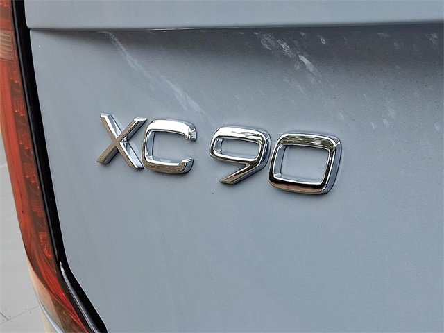 New 2026 Volvo XC90 B6 Plus w/ Protection Package Premier image 7