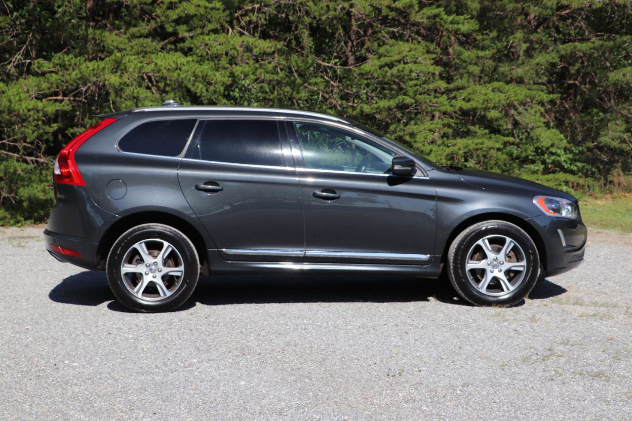 Used 2015 Volvo XC60 T6 Platinum AWD/4WD image 2