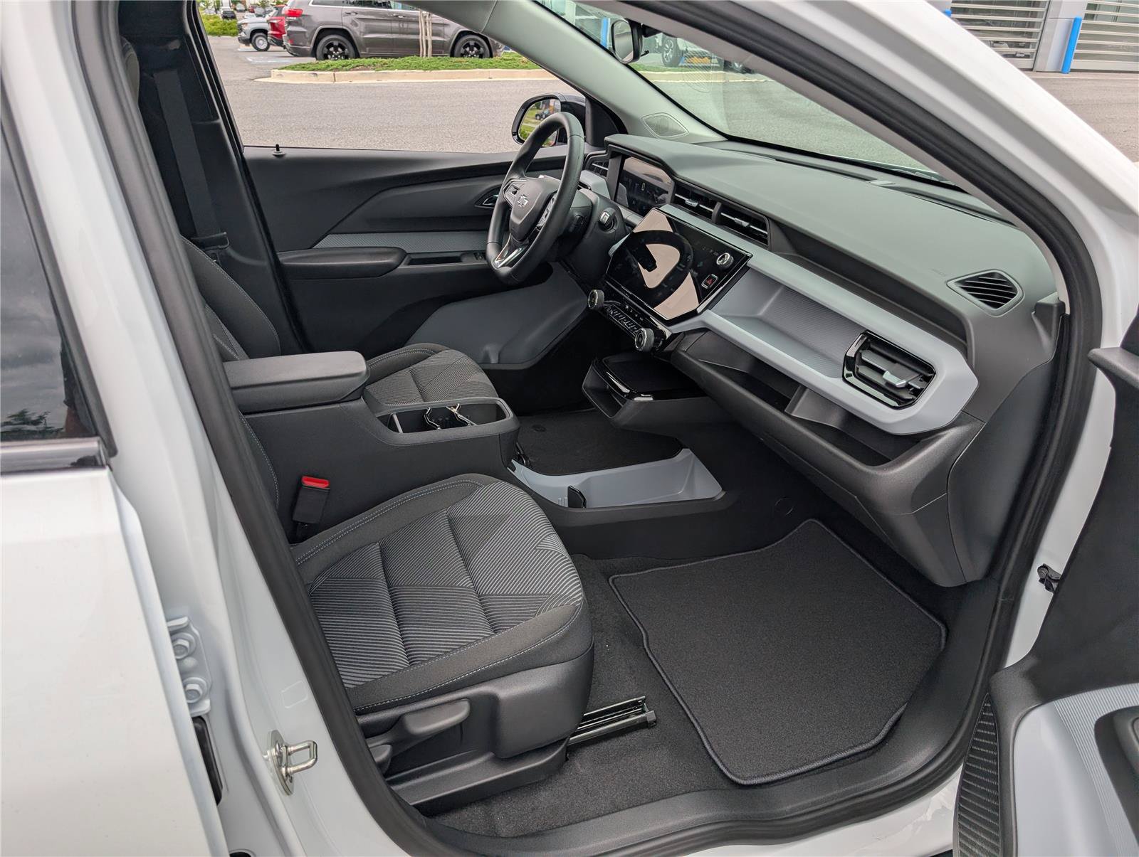 New 2027 Chevrolet Bolt LT FWD image 6