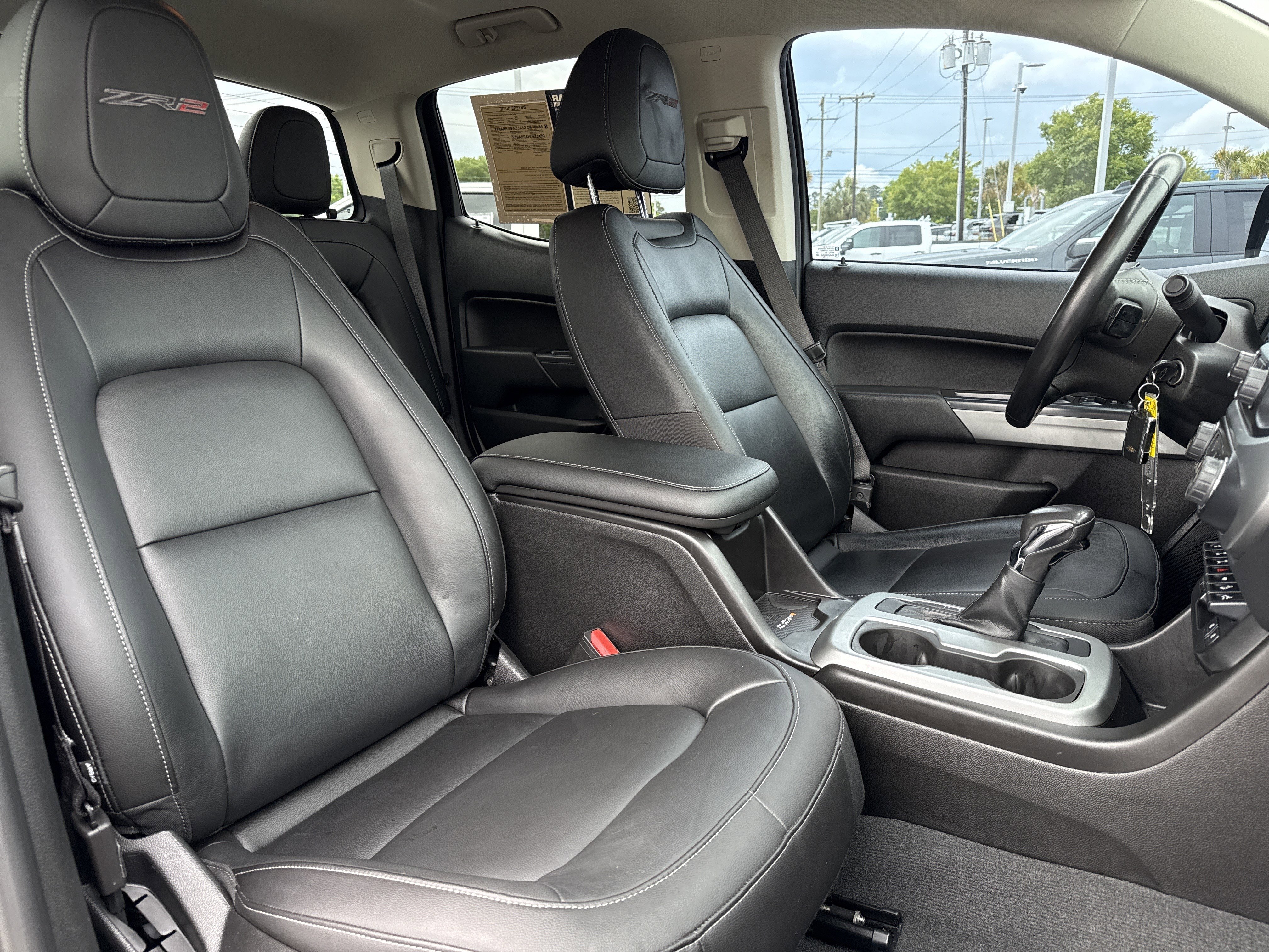 Used 2022 Chevrolet Colorado ZR2 AWD/4WD image 32