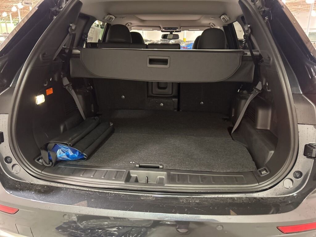 New 2025 Mitsubishi Outlander SE image 24