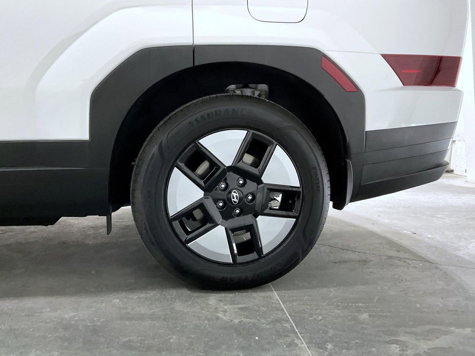 Certified 2026 Hyundai Santa Fe SE AWD/4WD image 25