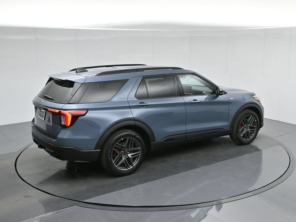 New 2026 Ford Explorer ST-Line w/ ST-Line Street Pack RWD image 43