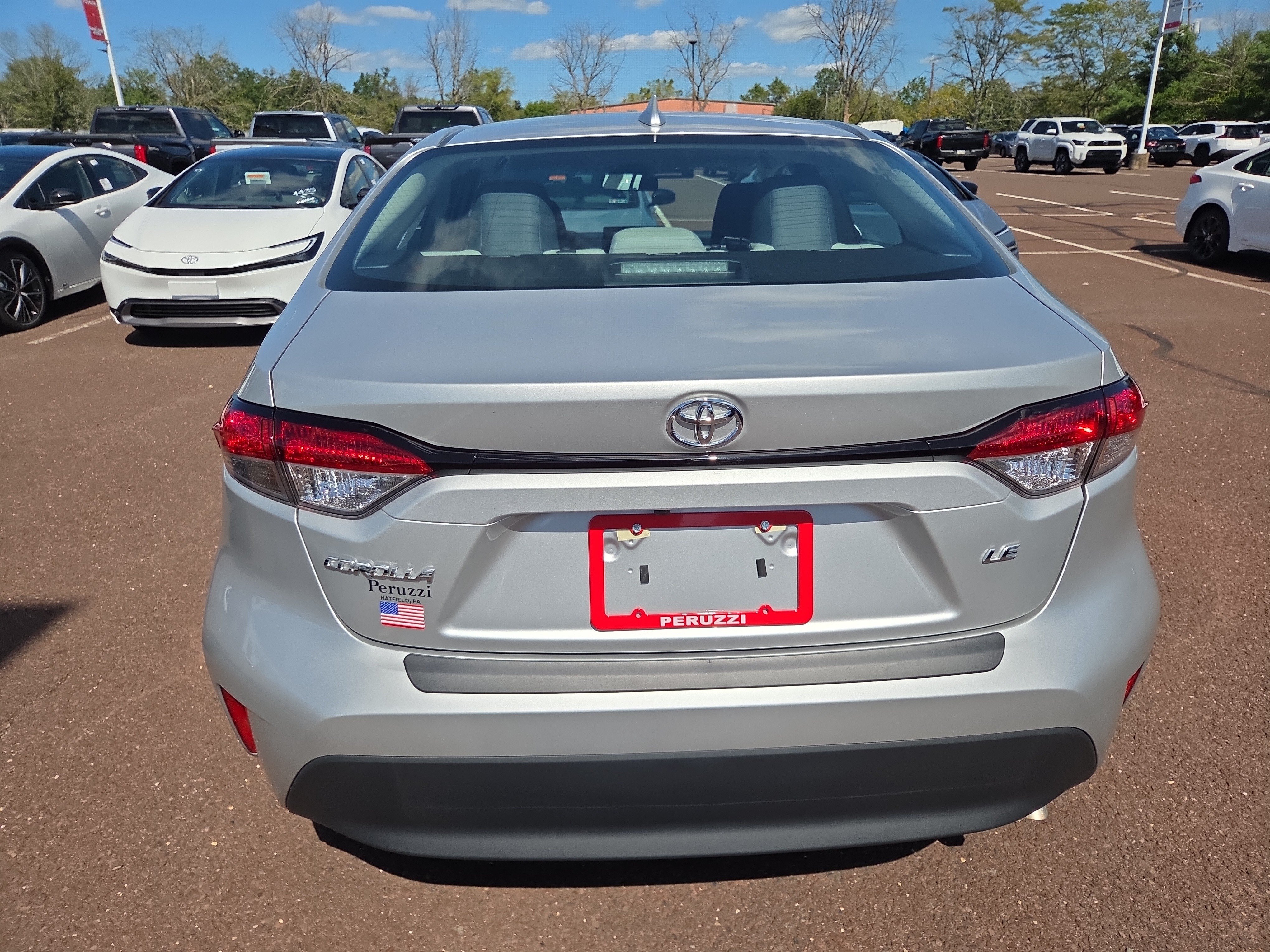 Certified 2025 Toyota Corolla LE FWD image 4