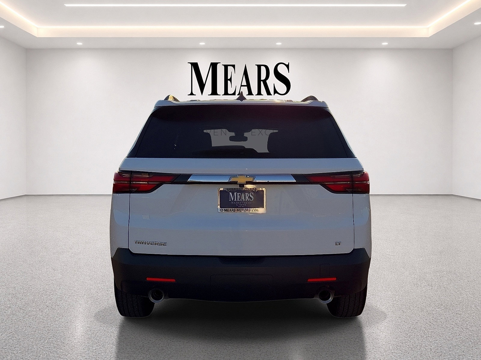 Used 2023 Chevrolet Traverse LT FWD image 4