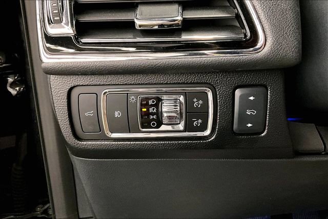 Used 2024 Lincoln Navigator Reserve image 35