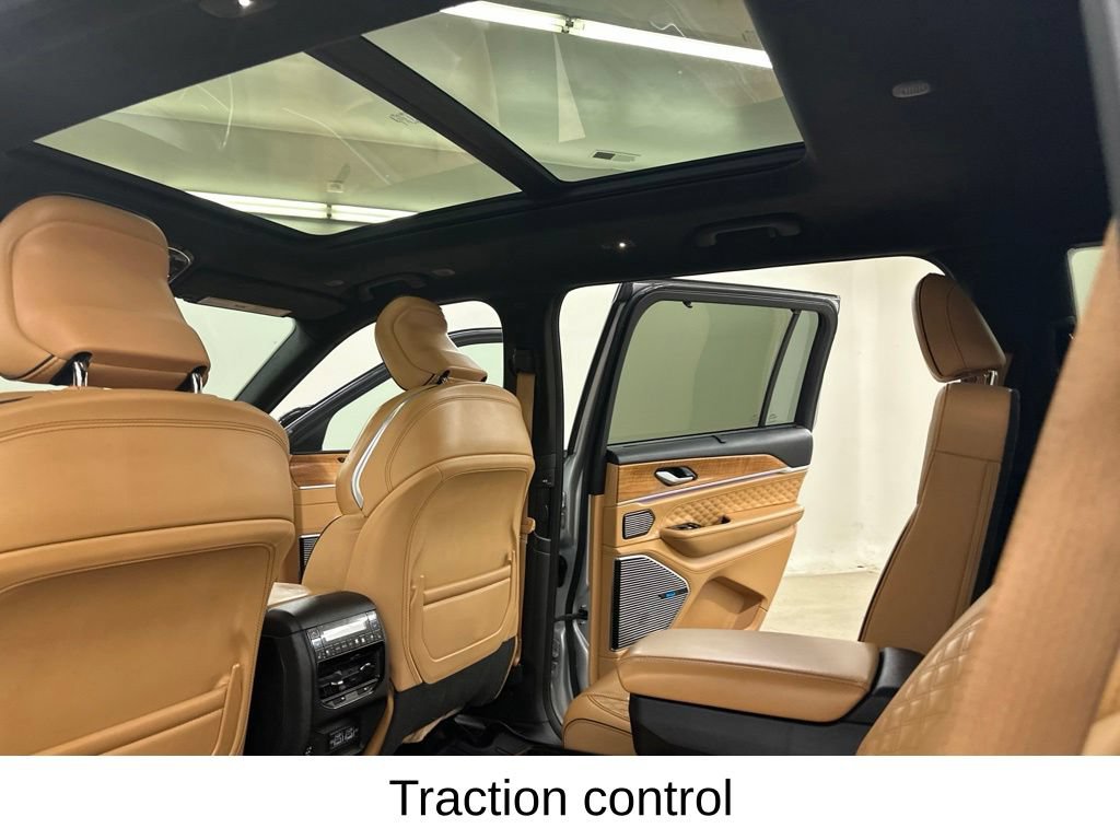 Used 2021 Jeep Grand Cherokee L Summit AWD/4WD image 34