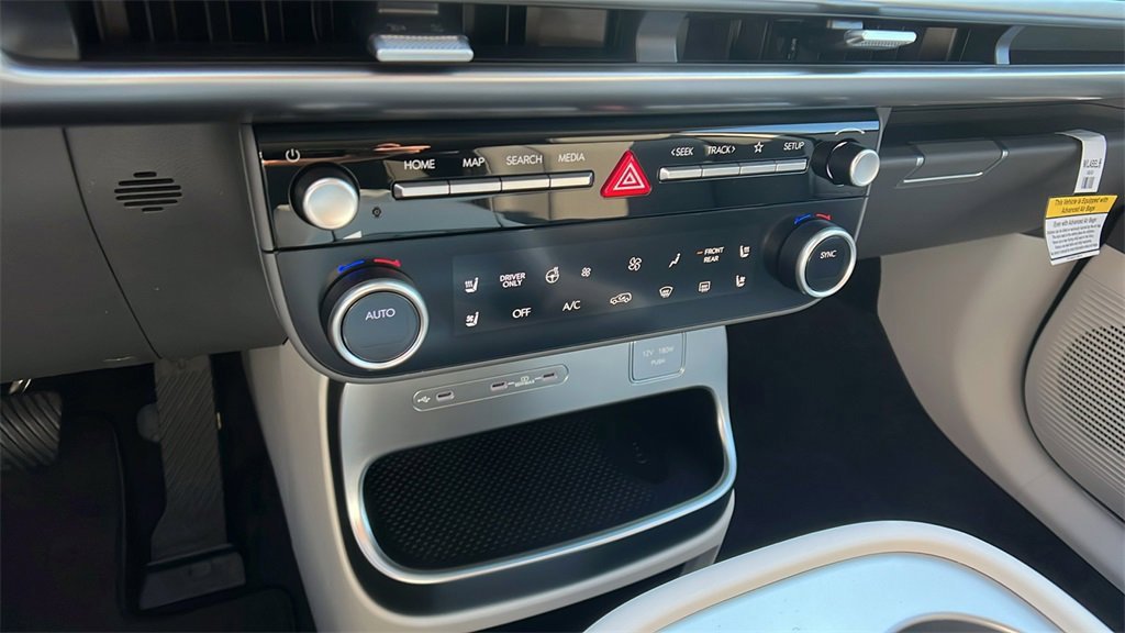 New 2026 Hyundai Ioniq 9 SEL image 25