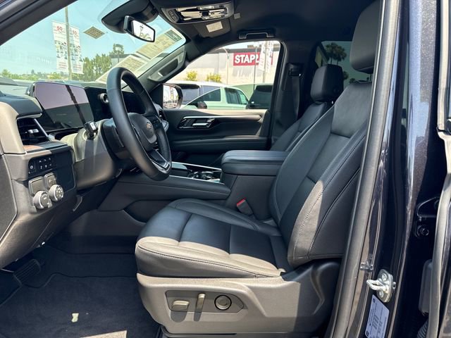 Certified 2026 Chevrolet Suburban LT w/ Comfort Package RWD image 9