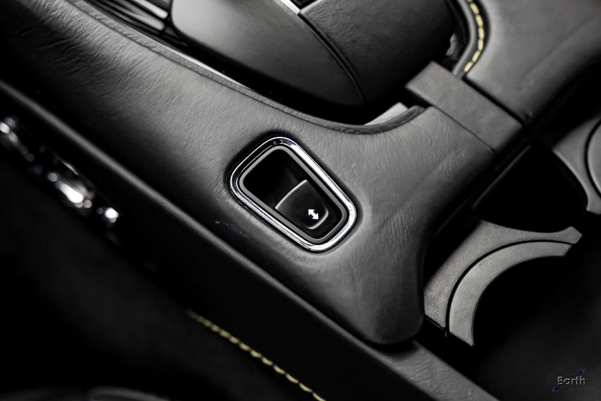 Used 2019 Aston Martin DBS Superleggera RWD image 67