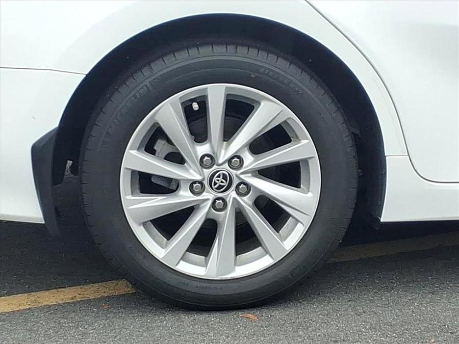 Used 2022 Toyota Camry LE image 8