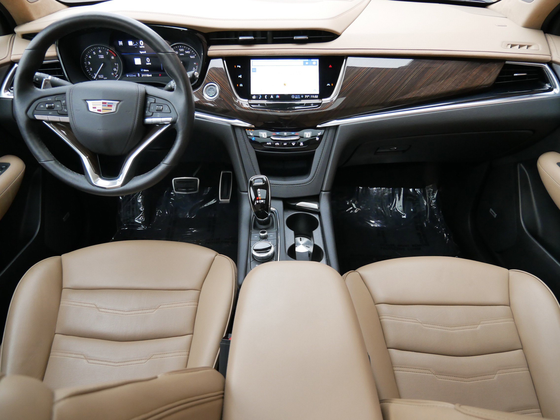 Certified 2024 Cadillac XT6 Sport w/ Platinum Package AWD/4WD image 13