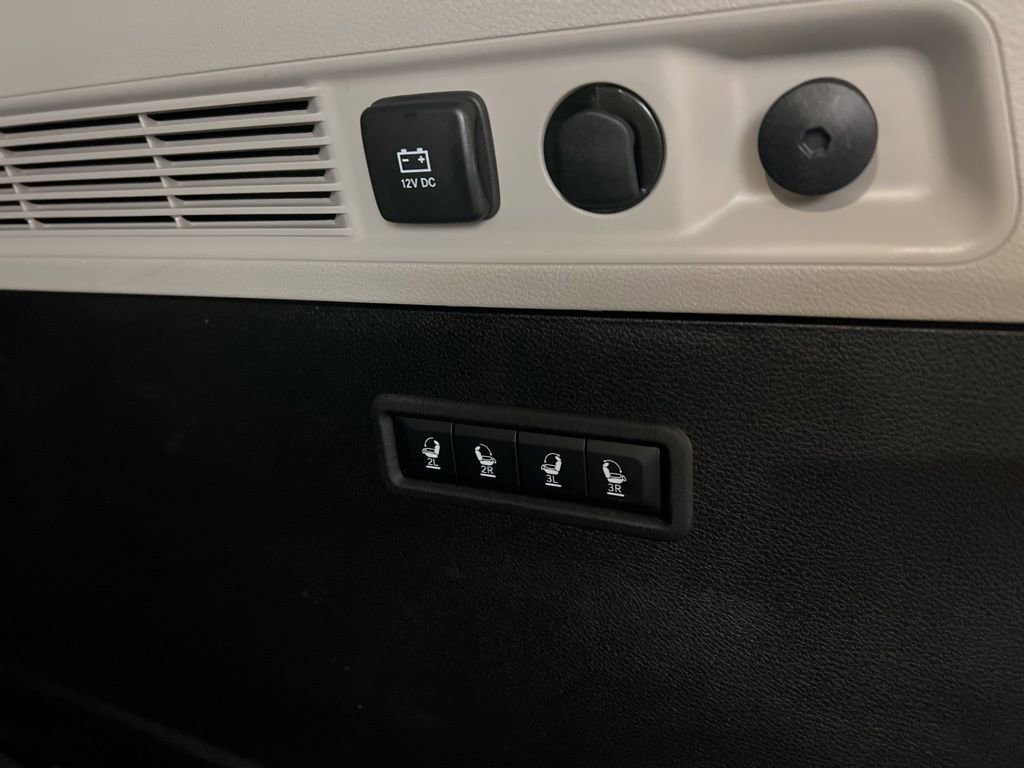 Used 2022 Jeep Wagoneer Series II w/ Flexible Seating Group image 39