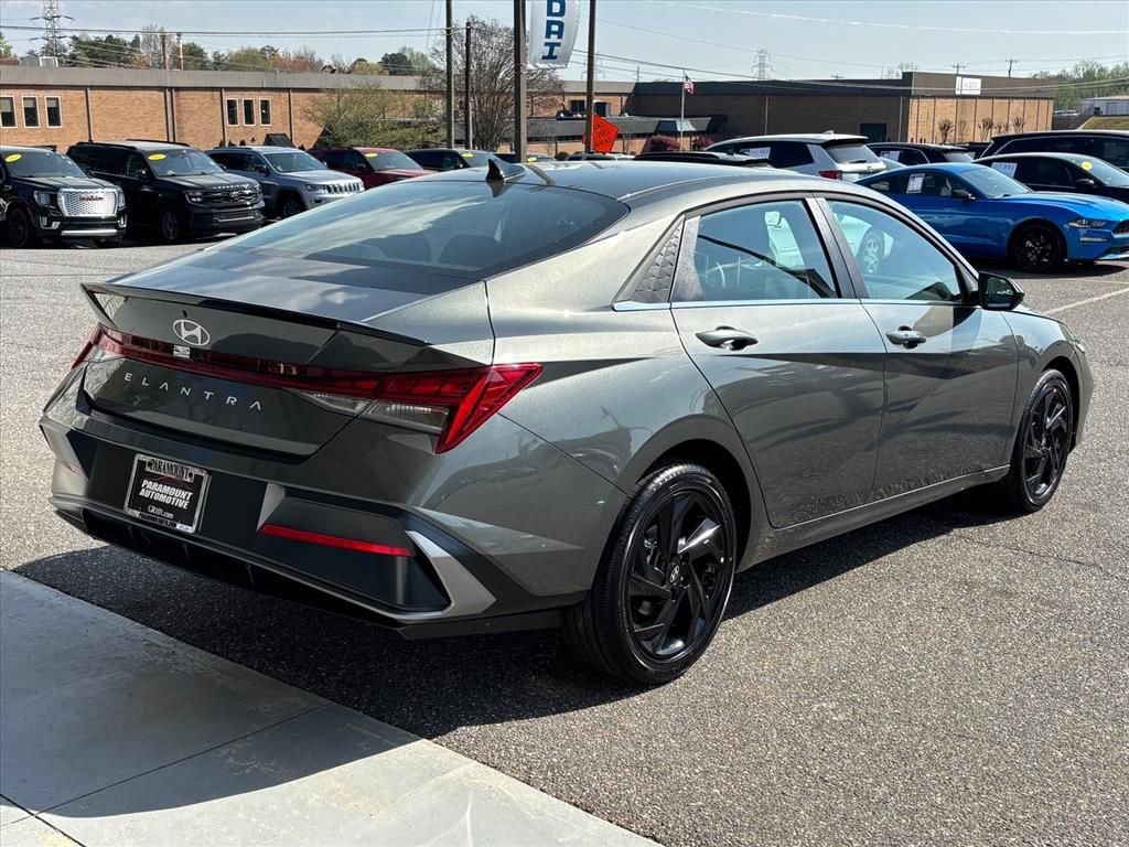 New 2026 Hyundai Elantra SEL Sport image 26