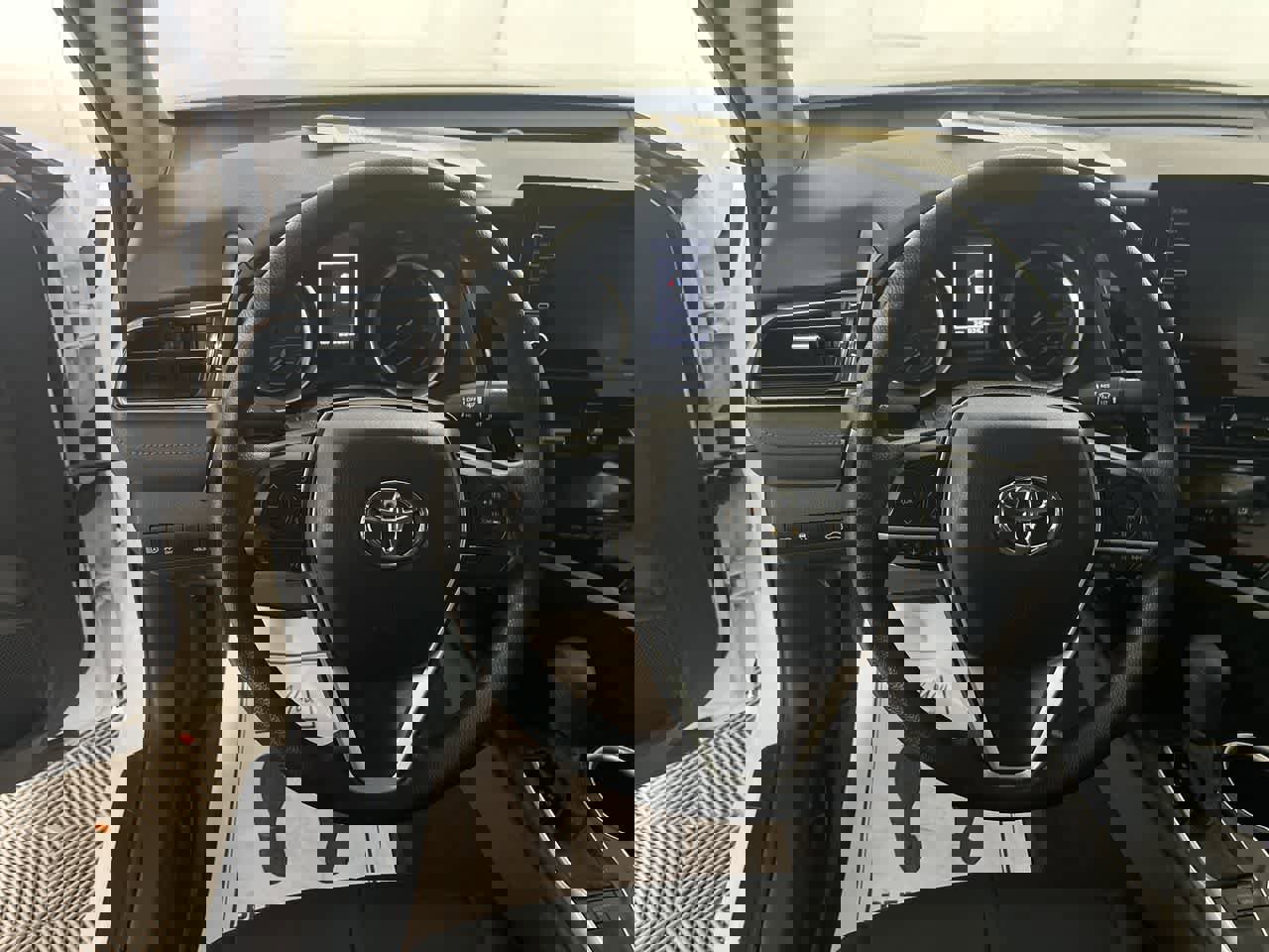 Used 2023 Toyota Camry LE image 16