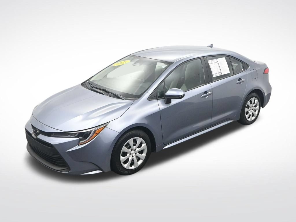 Used 2025 Toyota Corolla LE w/ Convenience Package FWD image 33