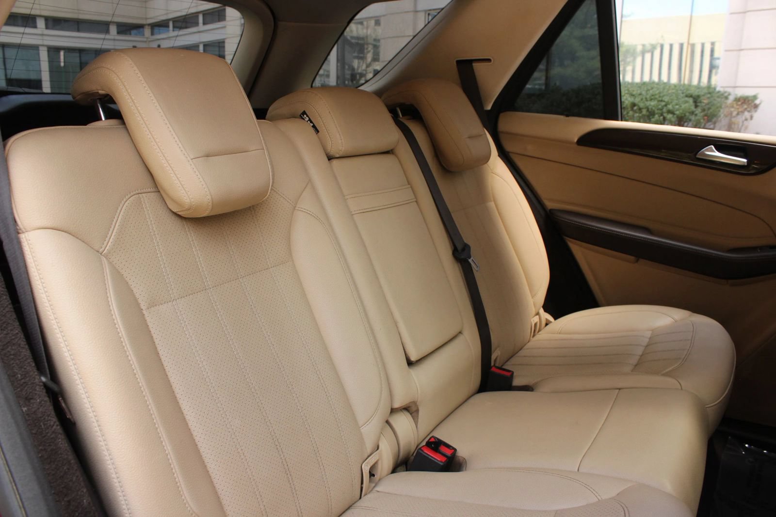 Used 2016 Mercedes-Benz GLE 350 w/ Premium Package image 22