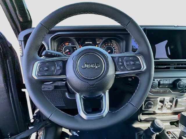 New 2026 Jeep Wrangler Unlimited Sahara AWD/4WD image 9