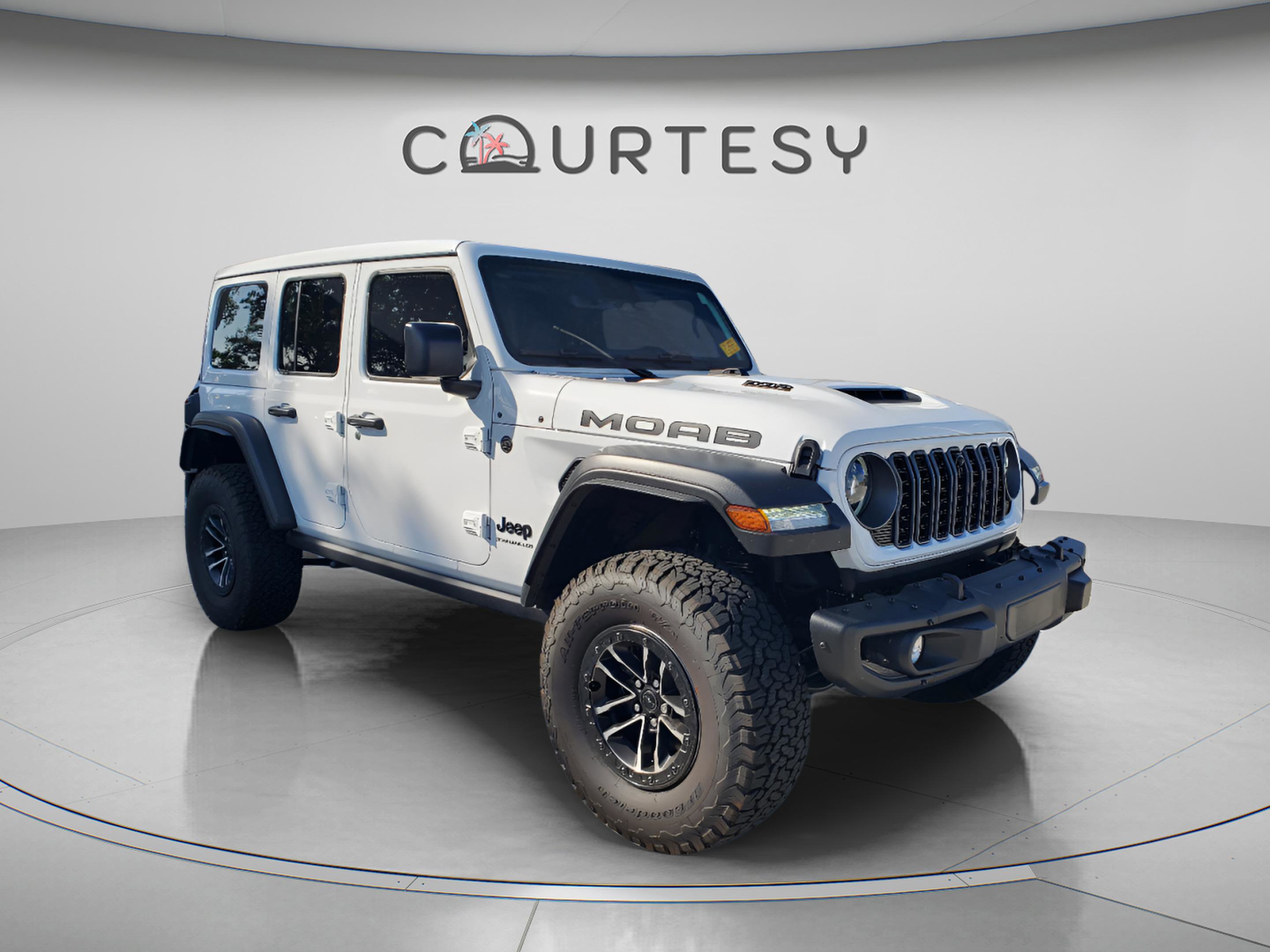 Used 2026 Jeep Wrangler Unlimited Rubicon 392 w/ Quick Order Package 27X Moab AWD/4WD image 4