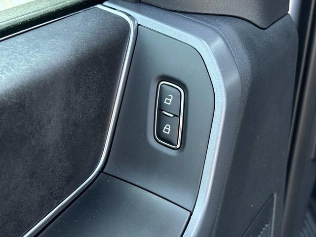 New 2026 Ford F150 XLT w/ XLT Black Appearance Package image 19