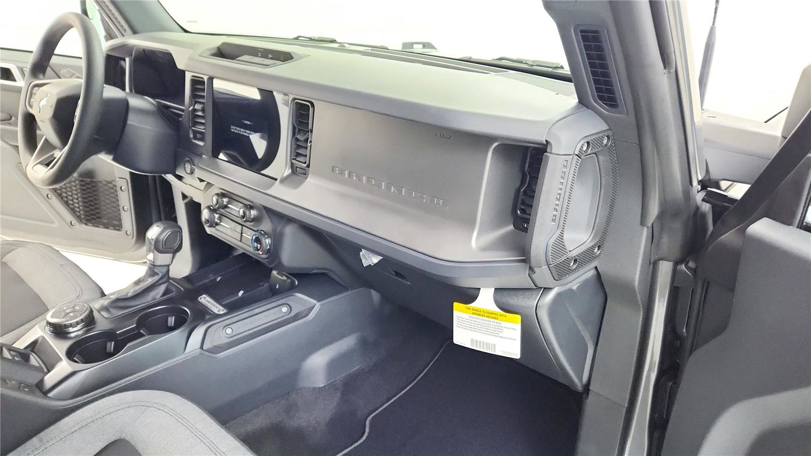New 2025 Ford Bronco 4-Door image 31