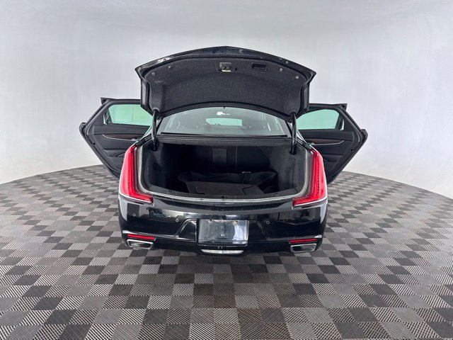 Used 2019 Cadillac XTS Luxury FWD image 15