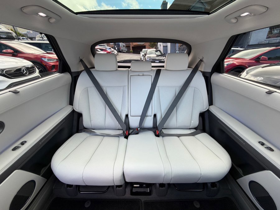 Used 2026 Hyundai Ioniq 5 Limited AWD/4WD image 40