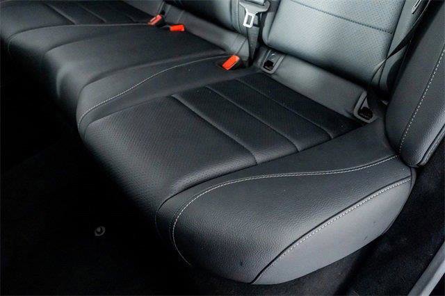 Used 2024 Mercedes-Benz GLE 450 4MATIC w/ Winter Package image 44