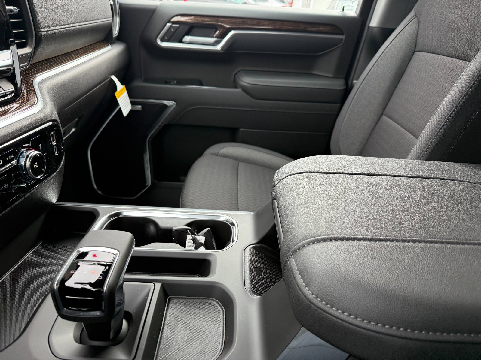 New 2026 GMC Sierra 1500 Elevation w/ Preferred Package image 31