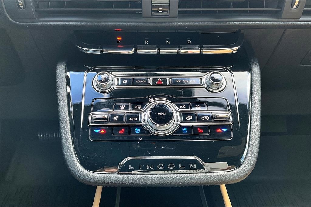 Used 2022 Lincoln Corsair Reserve w/ Equipment Group 201A image 31