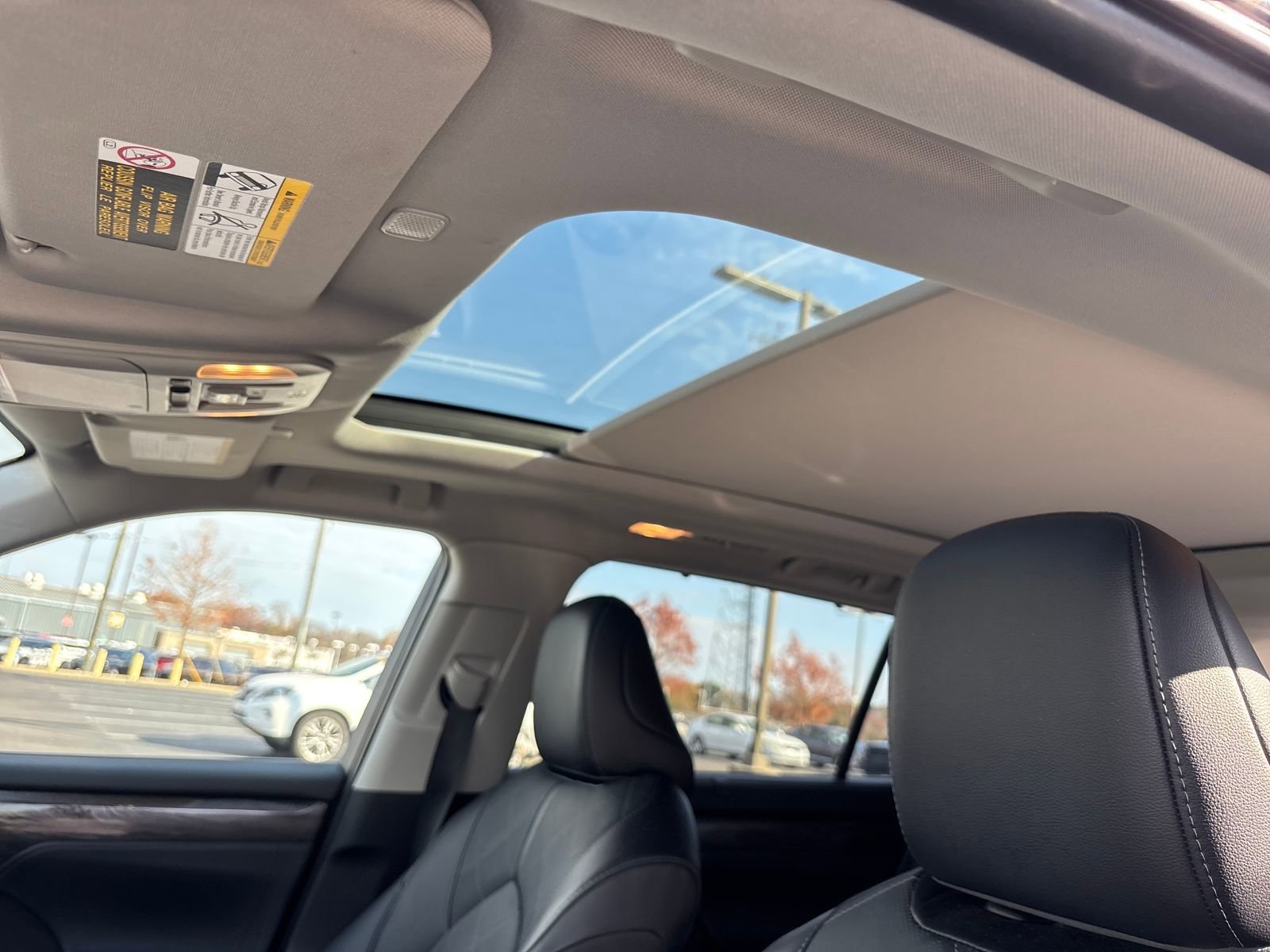 Used 2023 Toyota Highlander Platinum image 22