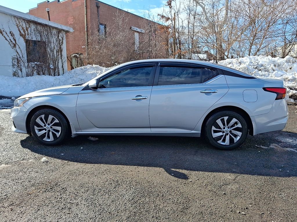 Used 2022 Nissan Altima 2.5 S image 4