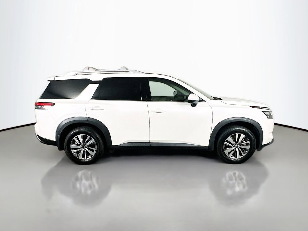 Used 2022 Nissan Pathfinder SL image 8
