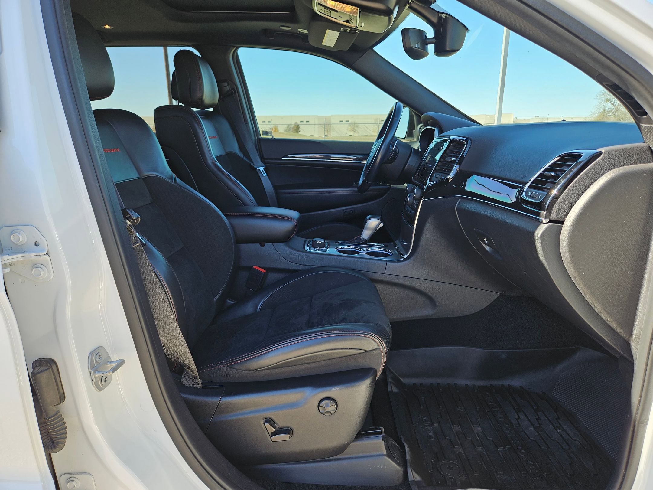 Certified 2021 Jeep Grand Cherokee Trailhawk image 27