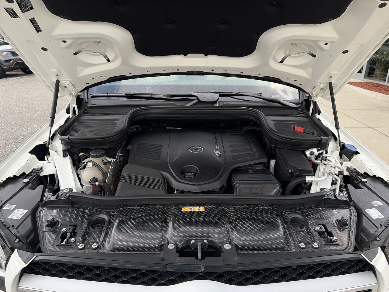 Used 2021 Mercedes-Benz GLS 450 4MATIC image 41