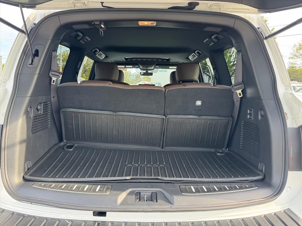 Certified 2024 Nissan Armada Platinum w/ Captain's Chairs Package image 9