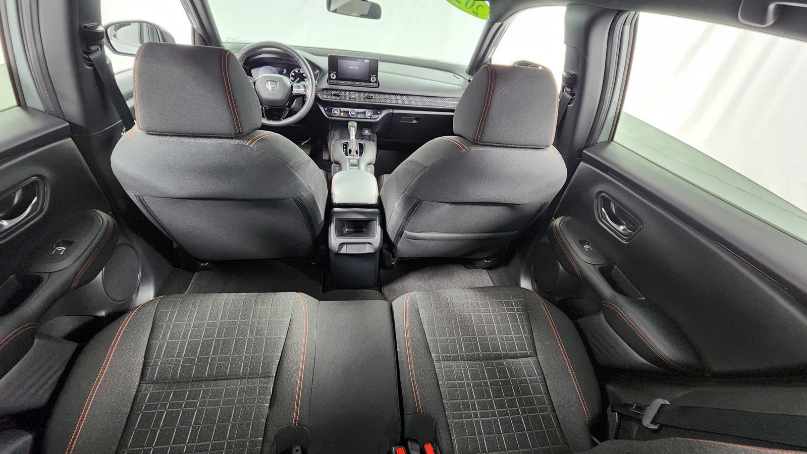 Used 2024 Honda HR-V Sport image 17
