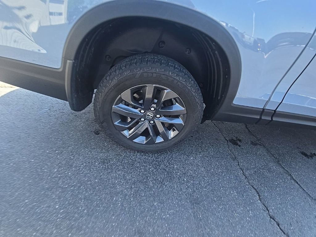 Certified 2023 Honda Ridgeline Sport image 12