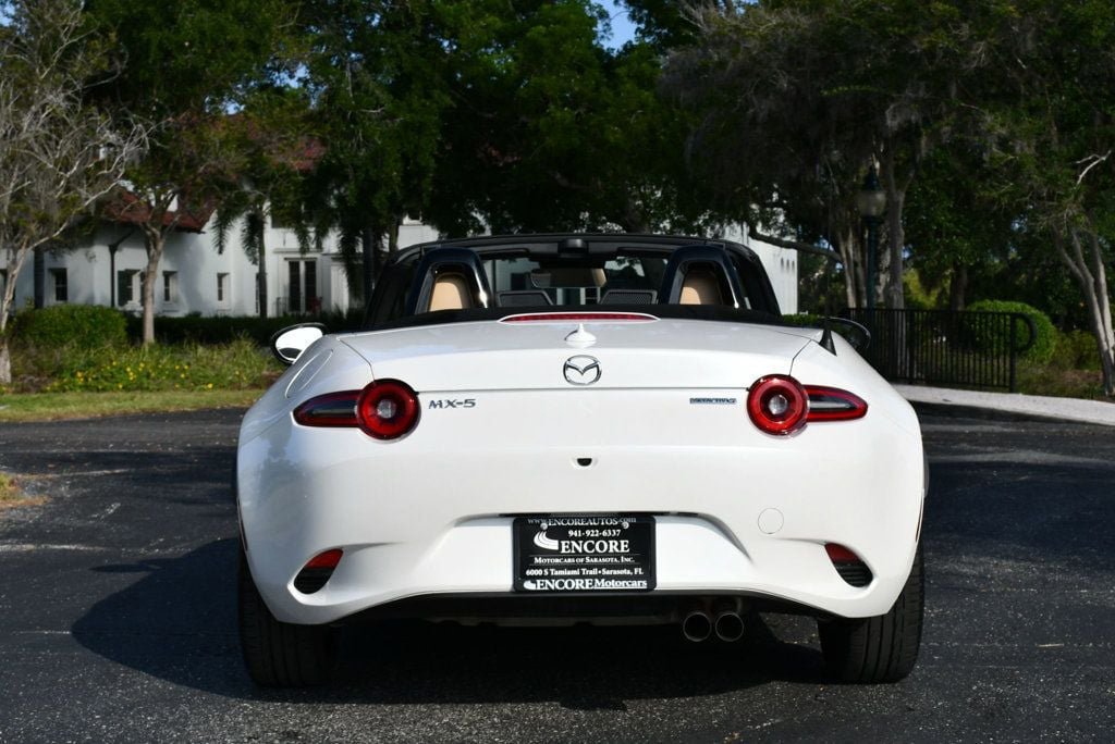 Used 2024 MAZDA MX-5 Miata Grand Touring RWD image 34