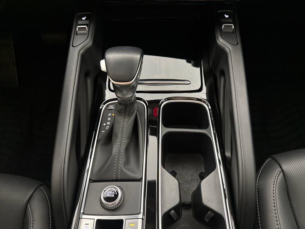 Used 2024 Kia Telluride S FWD image 19