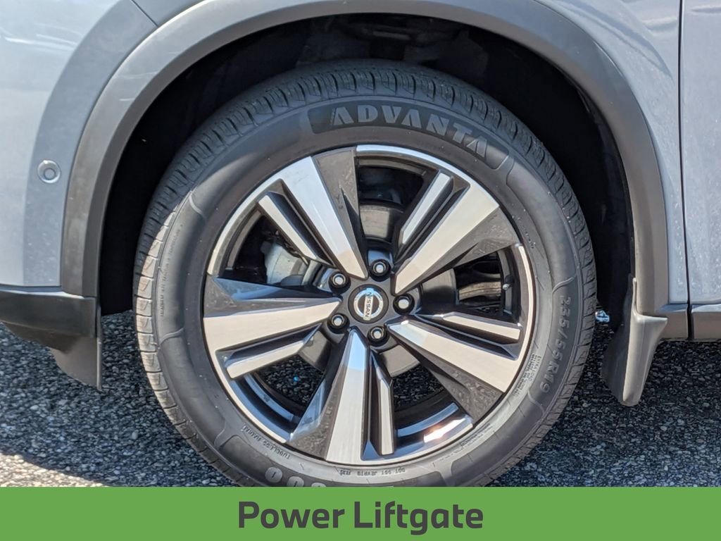 Used 2021 Nissan Rogue Platinum FWD image 13