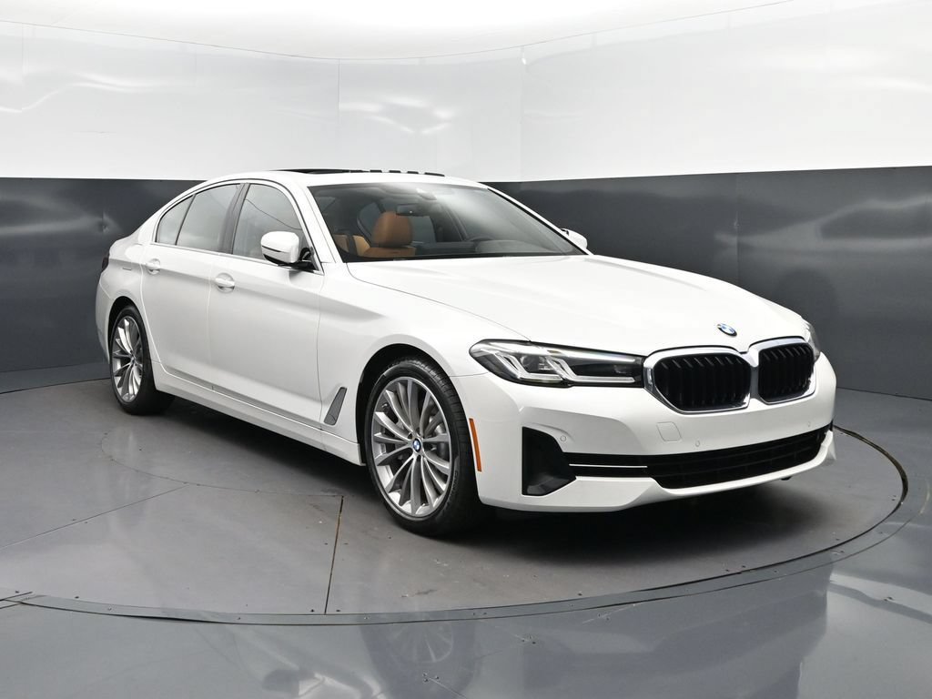 Certified 2023 BMW 530i w/ Convenience Package RWD image 9