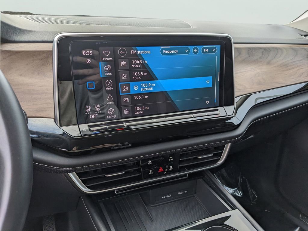 Certified 2025 Volkswagen Atlas SE AWD/4WD image 24